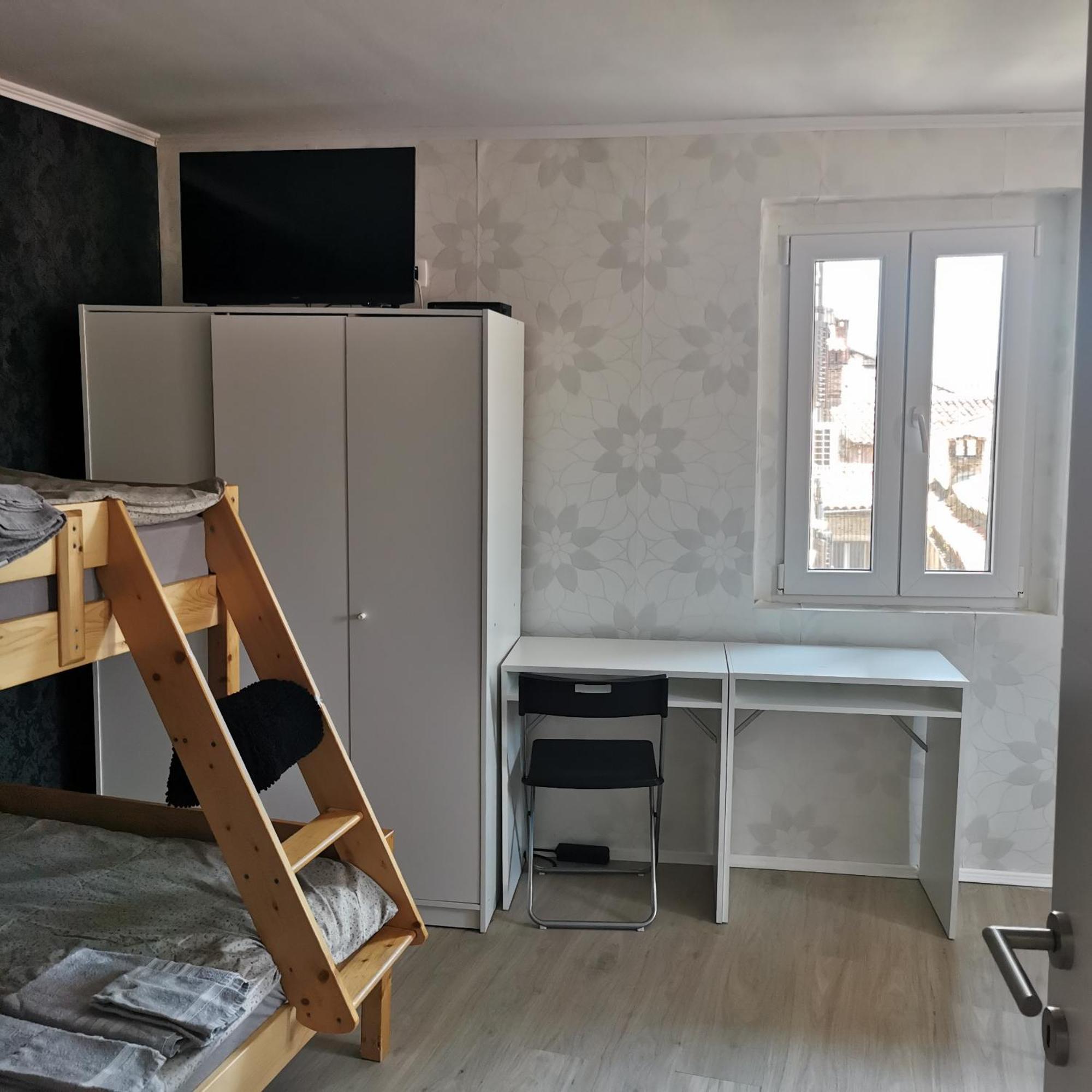 דירות קופר Apartma Jelena מראה חיצוני תמונה