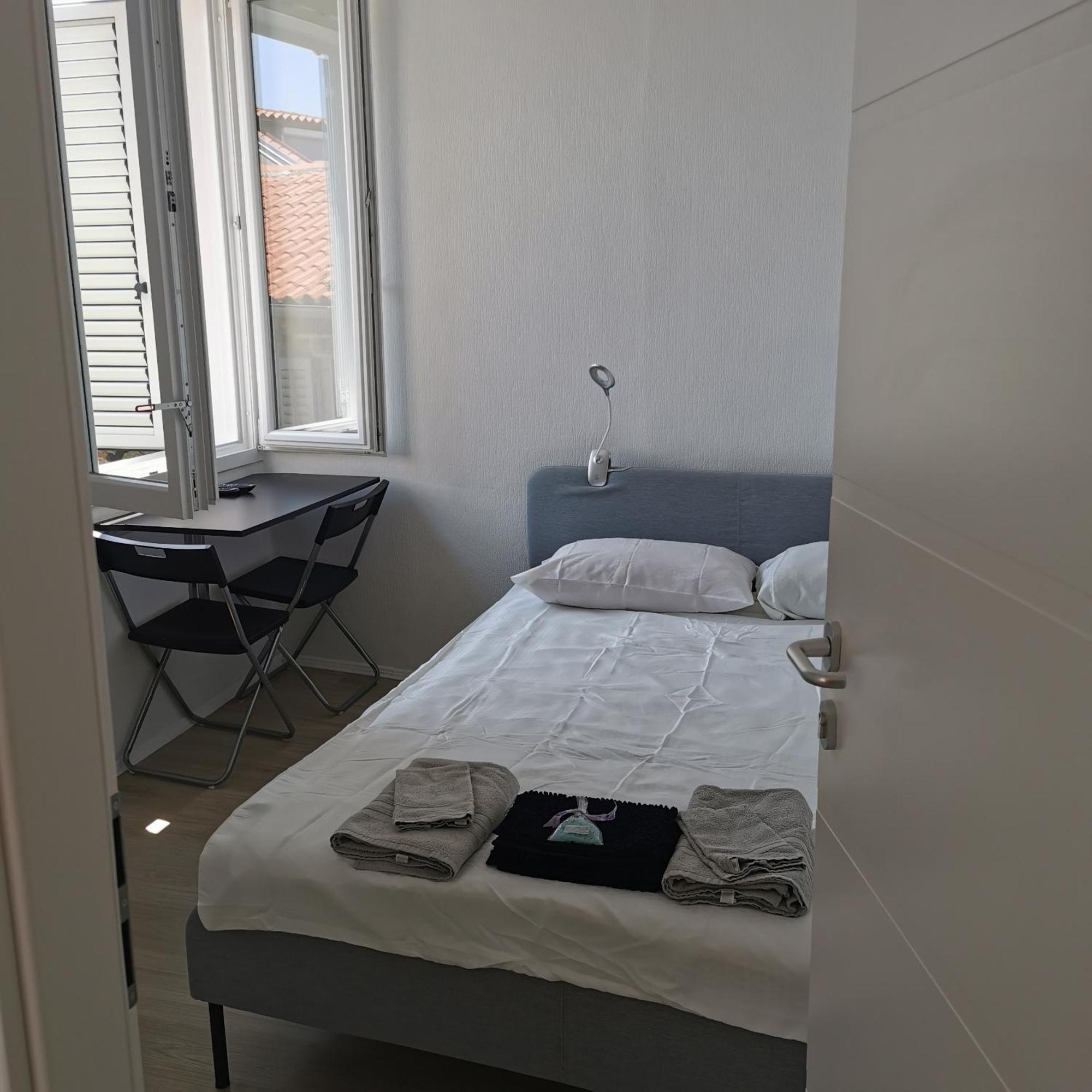 דירות קופר Apartma Jelena מראה חיצוני תמונה