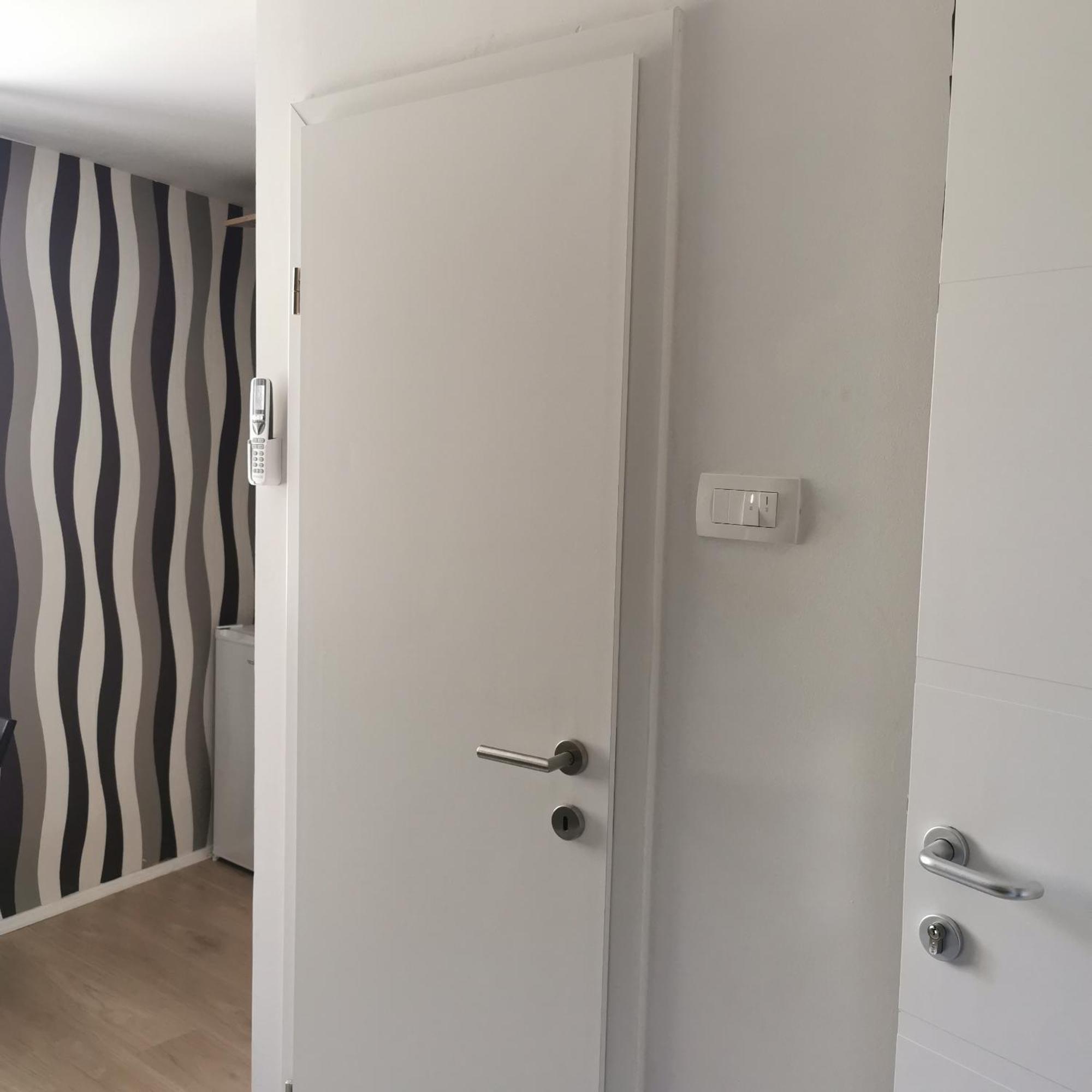 דירות קופר Apartma Jelena מראה חיצוני תמונה