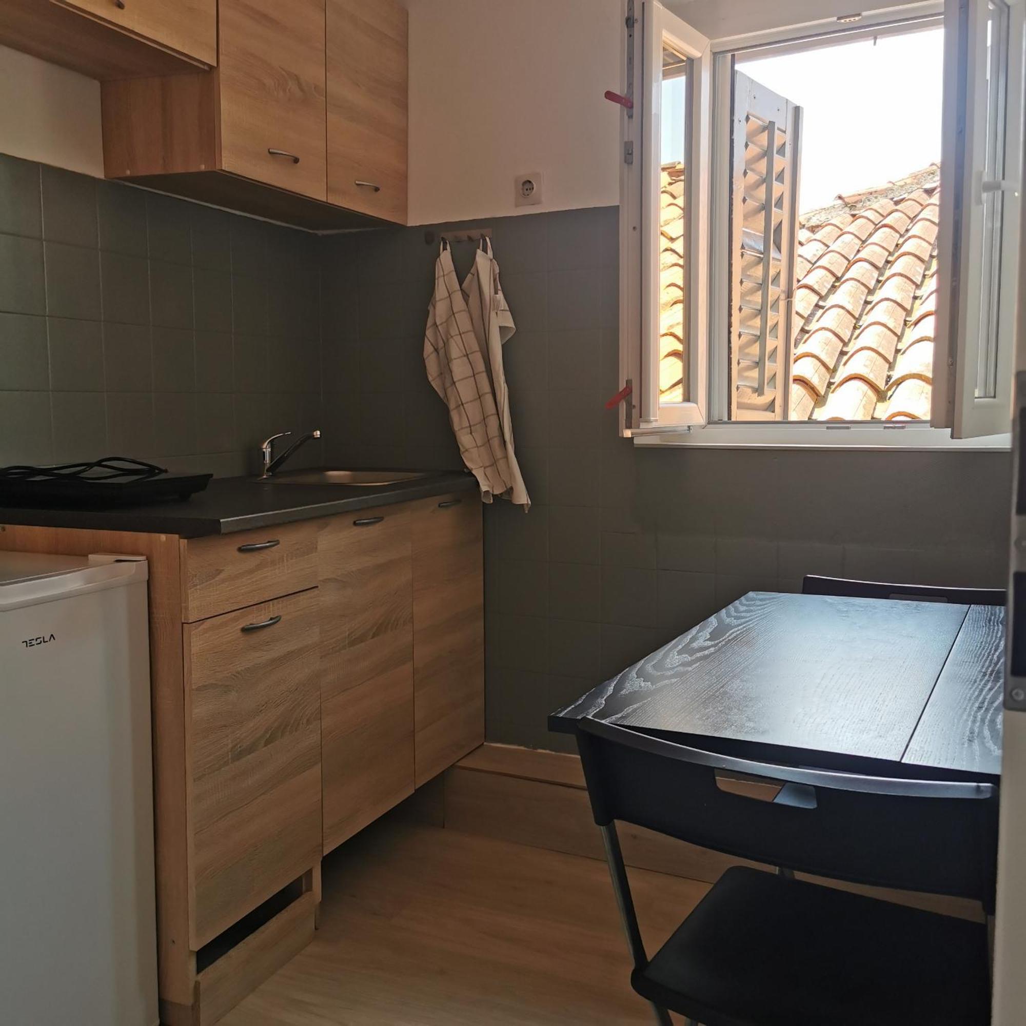 דירות קופר Apartma Jelena מראה חיצוני תמונה