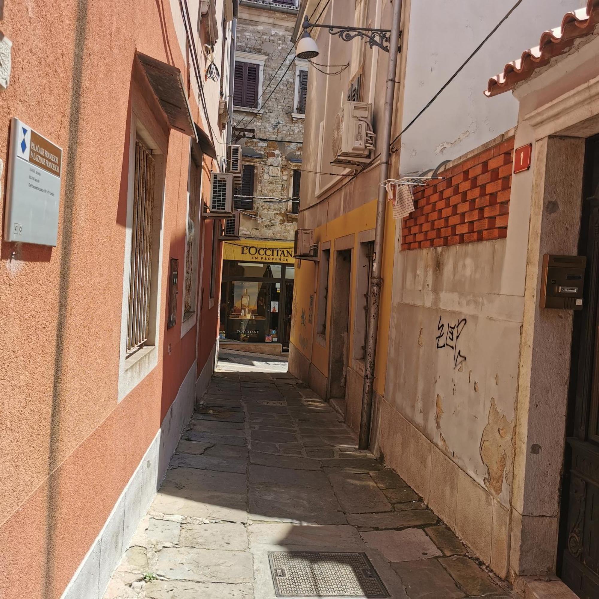 דירות קופר Apartma Jelena מראה חיצוני תמונה